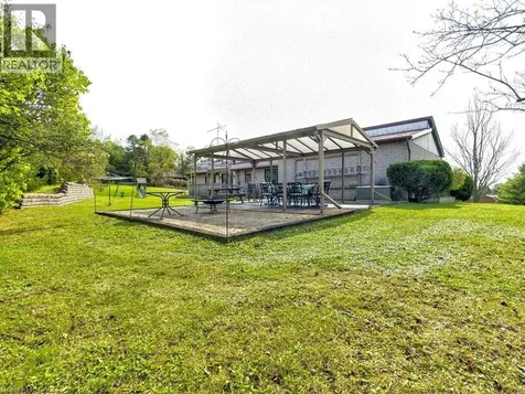 11331 Amos Drive Milton ON L0P 1B0