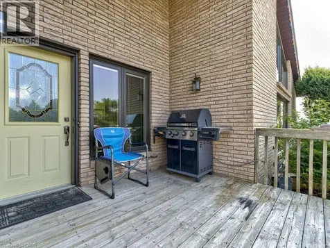11331 Amos Drive Milton ON L0P 1B0