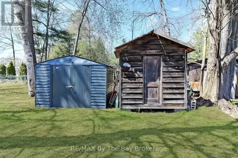 84 32nd Street North Wasaga Beach ON L9Z 2C4