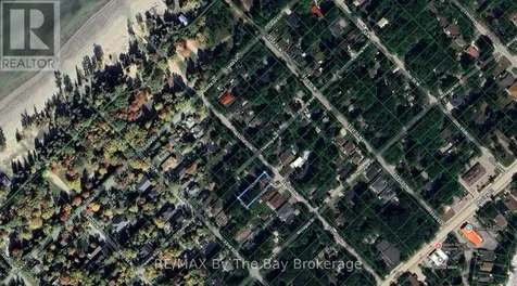 84 32nd Street North Wasaga Beach ON L9Z 2C4
