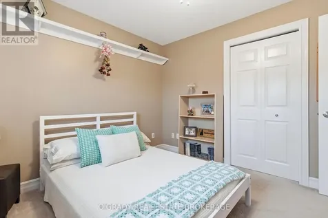 1004 Crestwood Drive Brockville ON K6V 7N1