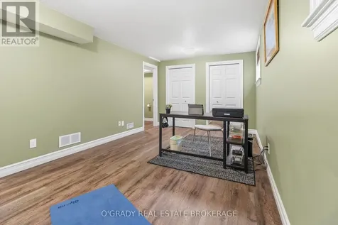 1004 Crestwood Drive Brockville ON K6V 7N1