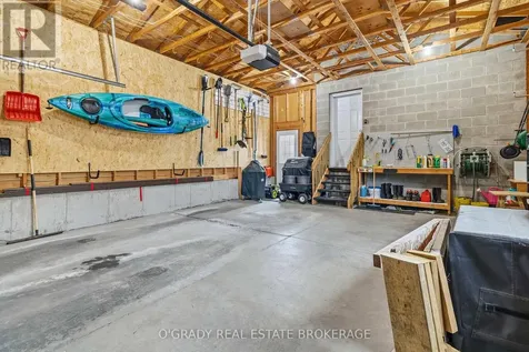 1004 Crestwood Drive Brockville ON K6V 7N1