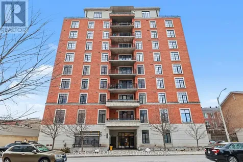330 Loretta Avenue South Ottawa ON K1S 4E8