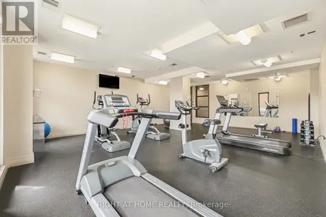 330 Loretta Avenue South Ottawa ON K1S 4E8
