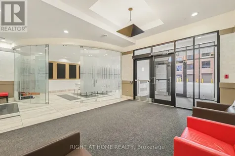 330 Loretta Avenue South Ottawa ON K1S 4E8