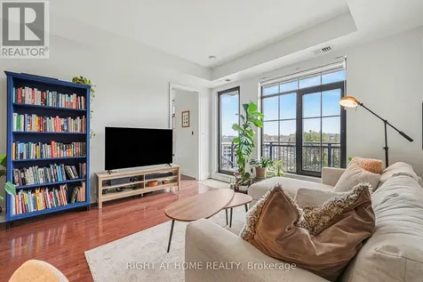 330 Loretta Avenue South Ottawa ON K1S 4E8