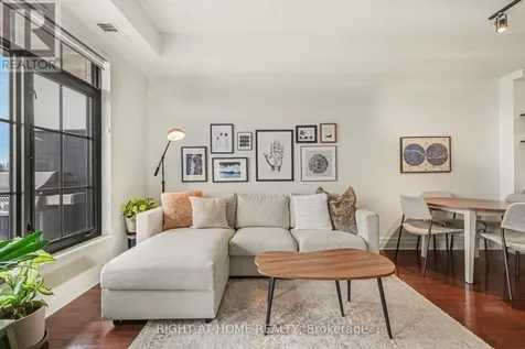 330 Loretta Avenue South Ottawa ON K1S 4E8