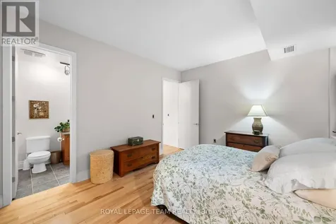 260 Besserer Street Ottawa ON K1N 1J3