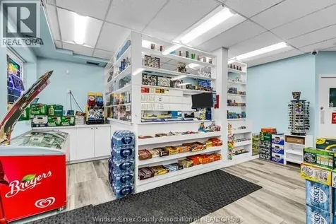 3688 Matchett Road Windsor ON N9C 1Z9