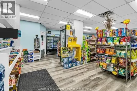 3688 Matchett Road Windsor ON N9C 1Z9