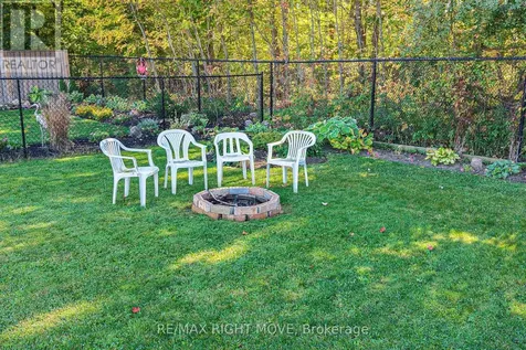 2997 Stone Ridge Boulevard Orillia ON L3V 8J5
