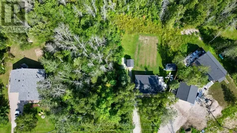 Part 28 Maple Drive Northern Bruce Peninsula ON N0H 1Z0