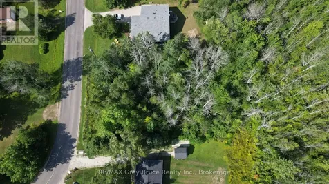Part 28 Maple Drive Northern Bruce Peninsula ON N0H 1Z0