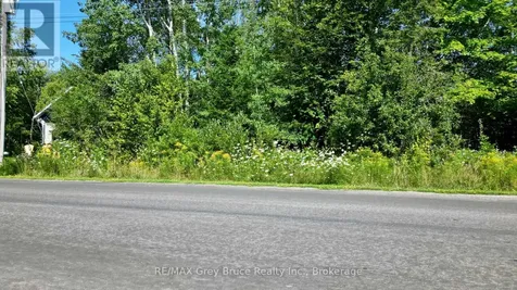 Part 28 Maple Drive Northern Bruce Peninsula ON N0H 1Z0