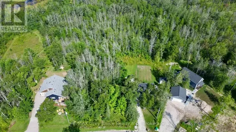 Part 28 Maple Drive Northern Bruce Peninsula ON N0H 1Z0