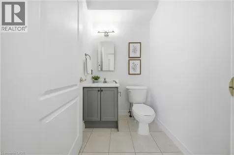 2305 Newcastle Crescent Oakville ON L6M 4P5