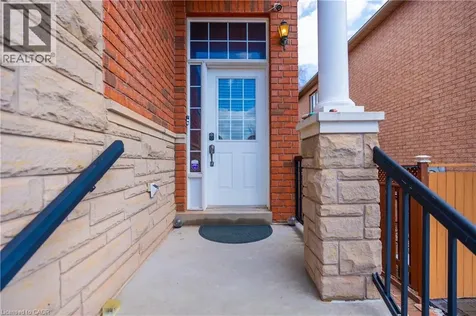 2305 Newcastle Crescent Oakville ON L6M 4P5
