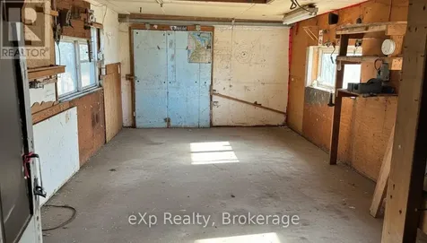 28 Queen Street West Brockton ON N0G 1S0