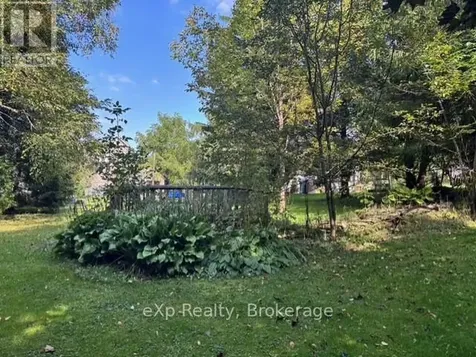 28 Queen Street West Brockton ON N0G 1S0