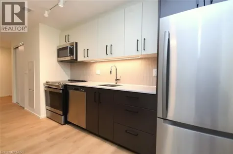 71 Main Street Dundas ON L9H 2P9