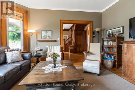 1304 4th Avenue West Owen Sound ON N4K 4W8