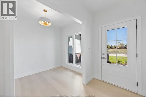 103 Erie Isle Court Amherstburg ON N9V 0H1