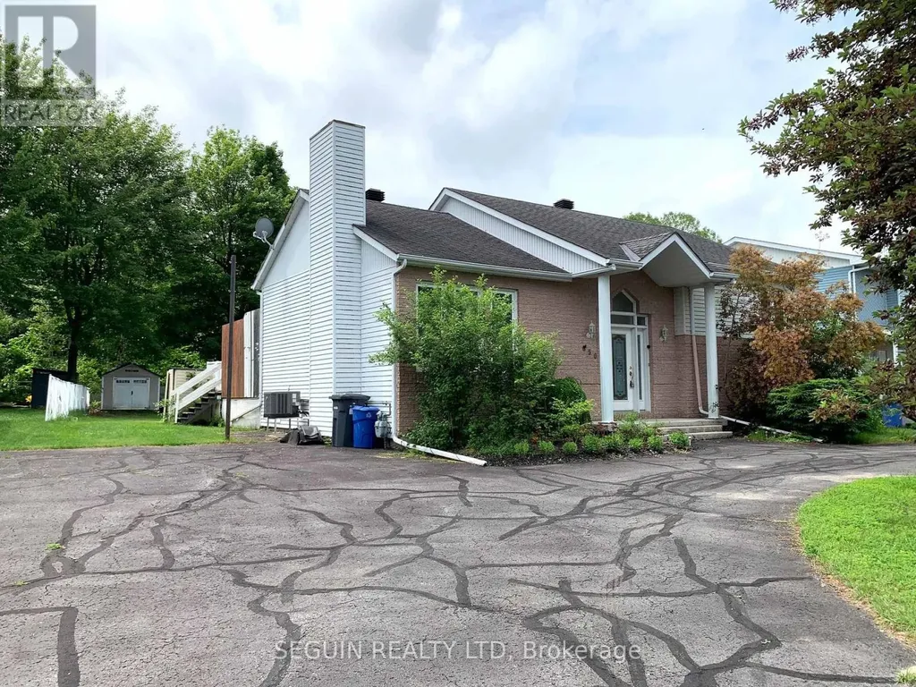 650 Berthiaume Street Hawkesbury ON K6A 3M1