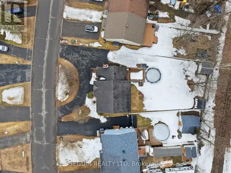 650 Berthiaume Street Hawkesbury ON K6A 3M1