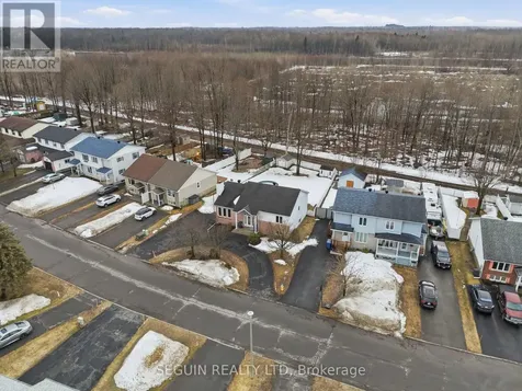 650 Berthiaume Street Hawkesbury ON K6A 3M1