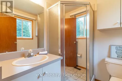 27 Bell Drive Northern Bruce Peninsula ON N0H 2T0