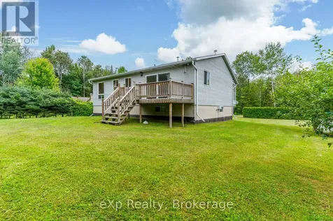 27 Bell Drive Northern Bruce Peninsula ON N0H 2T0