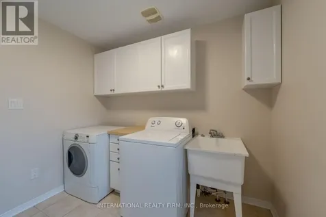 102 Hunter Way Brantford ON N3T 0A8