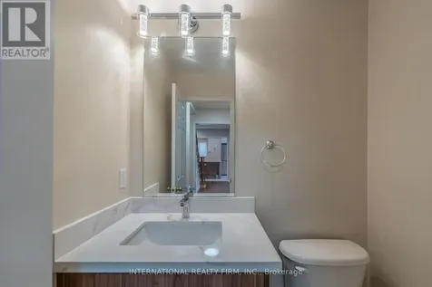 102 Hunter Way Brantford ON N3T 0A8
