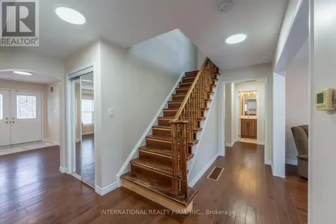 102 Hunter Way Brantford ON N3T 0A8