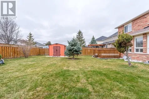 102 Hunter Way Brantford ON N3T 0A8