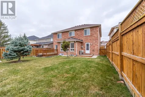 102 Hunter Way Brantford ON N3T 0A8
