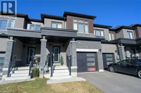 8 Owl Lane Caledonia ON N3W 0G4