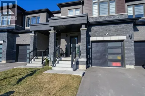 8 Owl Lane Caledonia ON N3W 0G4