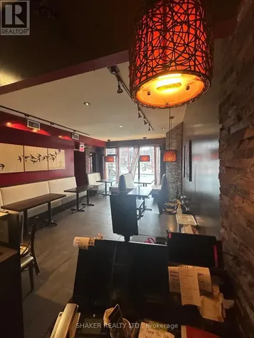 690-B Somerset Street West Ottawa ON K1R 6P4
