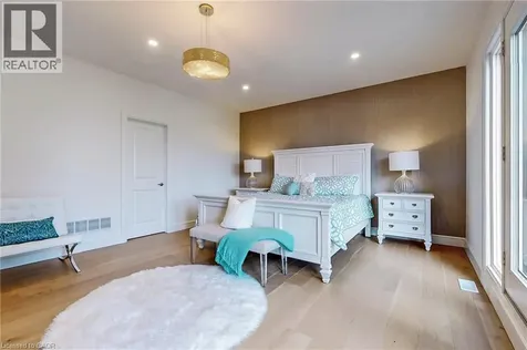 49 Roselawn Avenue Ancaster ON L9G 2H9