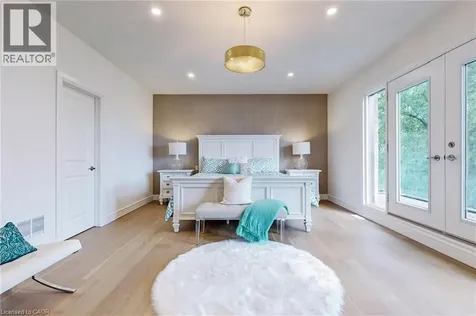 49 Roselawn Avenue Ancaster ON L9G 2H9