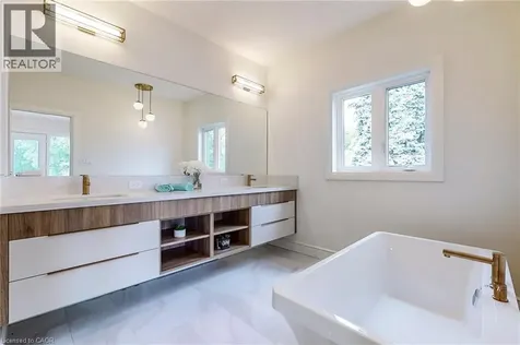 49 Roselawn Avenue Ancaster ON L9G 2H9