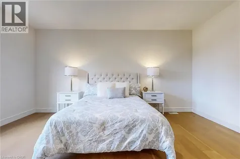 49 Roselawn Avenue Ancaster ON L9G 2H9