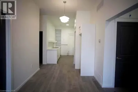 278 John Street North Hamilton ON L8L 4P7