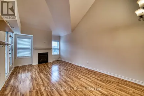 2 Cove Court Collingwood ON L9Y 0Y6