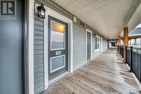 2 Cove Court Collingwood ON L9Y 0Y6