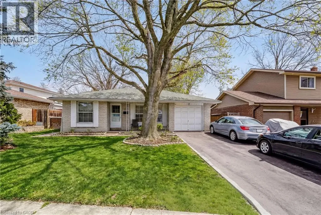 2145 Sandringham Drive Burlington ON L7P 1T8