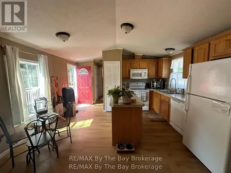 40 Georgian Glen Drive Wasaga Beach ON L9Z 1K7
