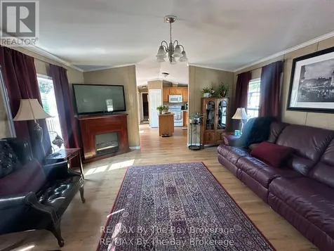 40 Georgian Glen Drive Wasaga Beach ON L9Z 1K7